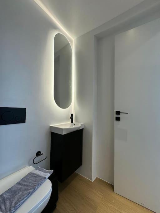 Bluemotion - Centralsuite 6Β Pireus Exteriér fotografie