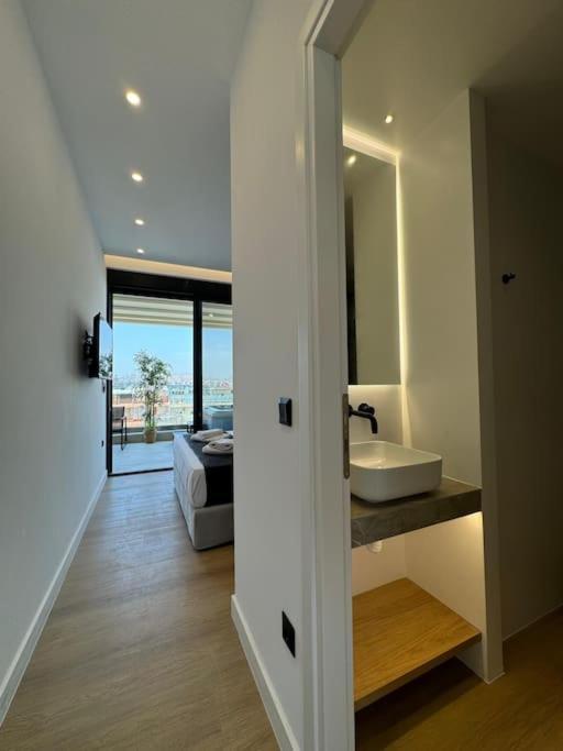 Bluemotion - Centralsuite 6Β Pireus Exteriér fotografie