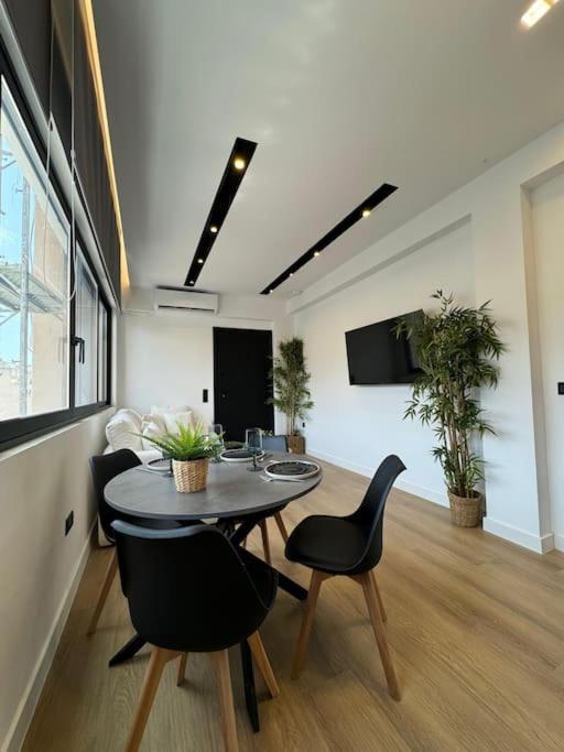 Bluemotion - Centralsuite 6Β Pireus Exteriér fotografie