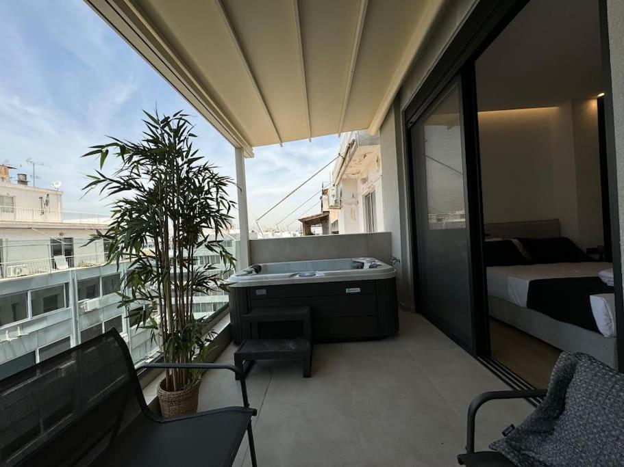 Bluemotion - Centralsuite 6Β Pireus Exteriér fotografie